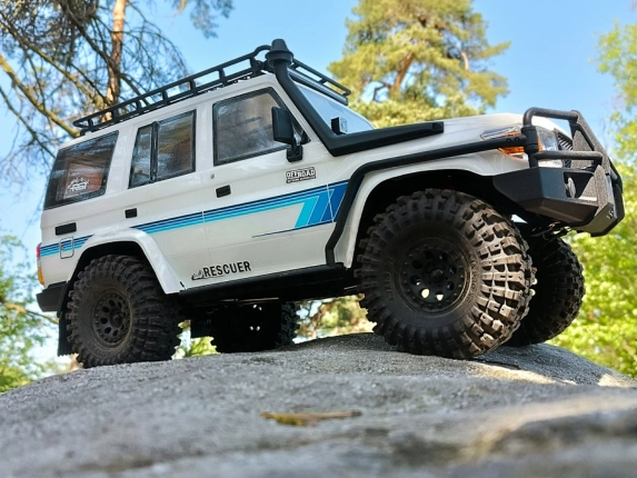 RC auto RGT Rescuer 1:10